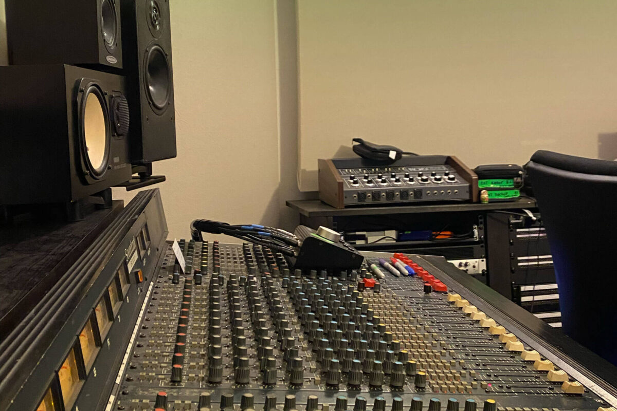 Hybrid Mixing Techniques Used in 2025: 7 Ultimate Power Secrets